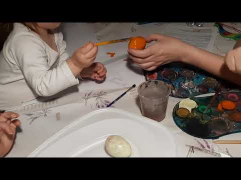 Húsvéti tojás festés gyerekekkel