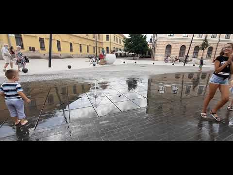 Debrecen látnivaló – Dósa Nádor tér – szökőkút