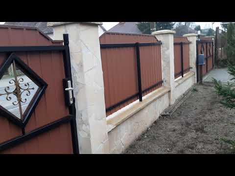 Kerítés építés házilag – kézzel készült zsalukő kerítés – trapézlemez kerítés betéttel