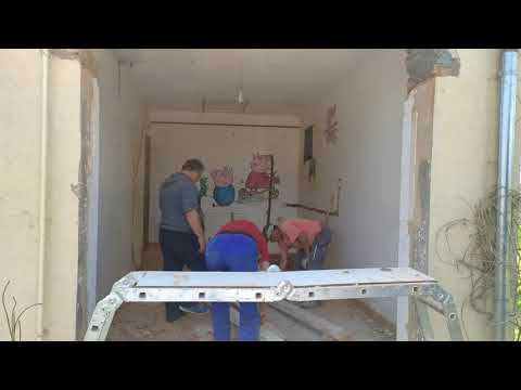 Kőműves munka házilag -Ablak kivágása – falazás házilag – ház felújítása házilag