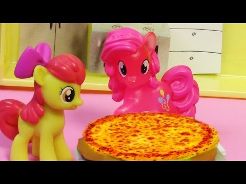 Pinkie Pie Pizza Pie – My Little Pony Apple Bloom MLP Toy Baking Cooking Series Blind Bag