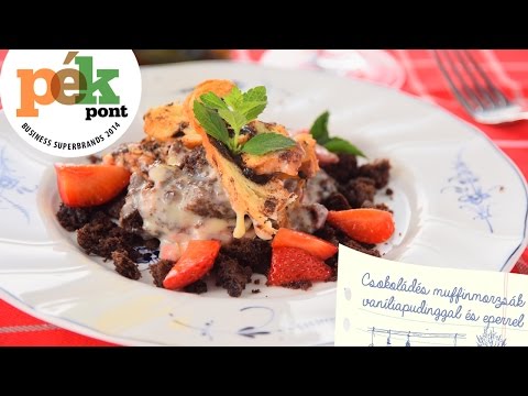 Pékpont receptek: Csokoládés muffinmorzsák vaníliapudinggal és eperrel