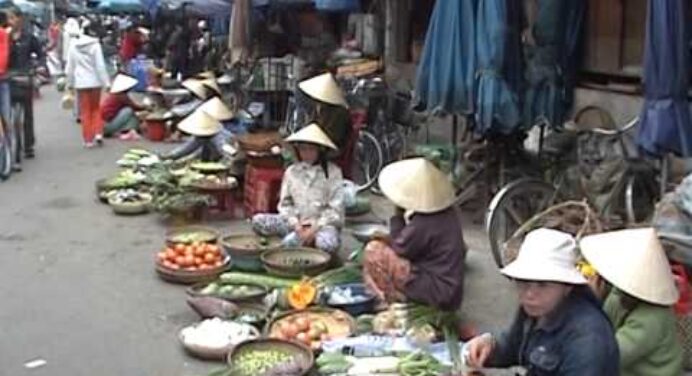 VIETNÁM / A Mekong-deltától a Ha Long-öbölig 3. rész