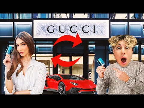SWITCHING CREDIT CARDS WITH MY SISTER!! *NO LIMIT*
