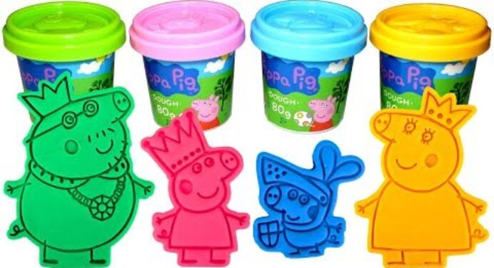 Learn Colors with Peppa Pig Royal Family Molds and Play Doh