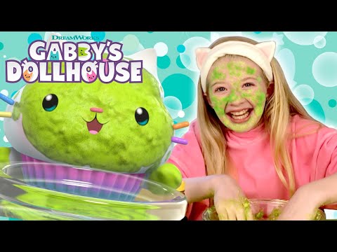 Make Squishy Squeezy Glow Mask with Gabby! | GABBY’S DOLLHOUSE