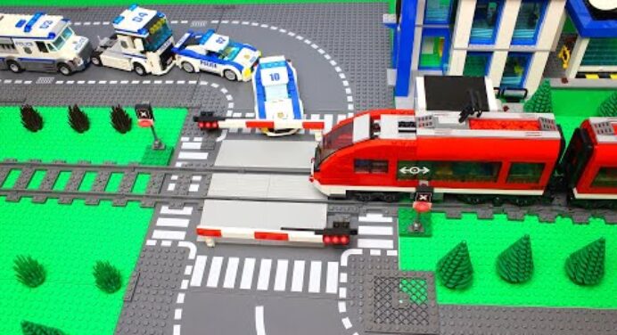 LEGO Trains Road Crossing and Lego City Police Cars & Trucks in Movie for kids