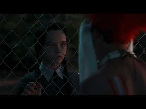 Wednesday és Joel csók jelenete - Addams Family 2