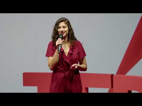Azzá válsz, amire a legtöbbet gondolsz | Bori Bánfalvi | TEDxLibertyBridgeWomen