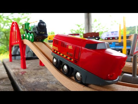 BRIO Wooden Railway☆I played a course with my friends at the park!