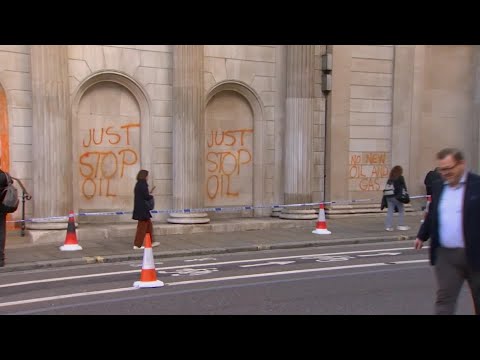 'Just Stop Oil' Spray Painted on Bank of England