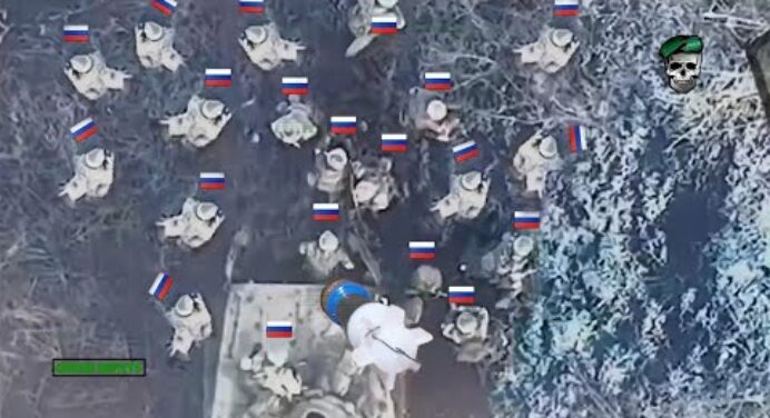 Szörnyű! Az ukrán FPV drónok könyörtelenül felrobbantják az Avdiivka arcvonalát átlépő orosz katonákat