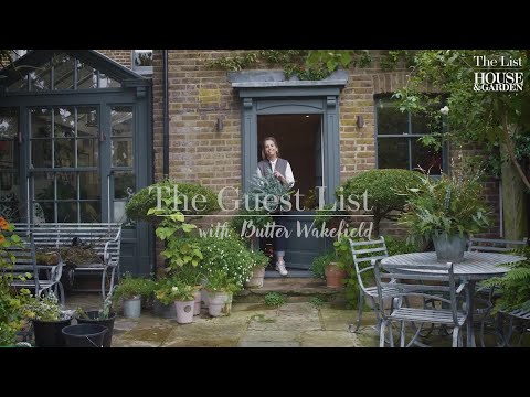 A master class in Christmas wreath making by Butter Wakefield | The Guest List